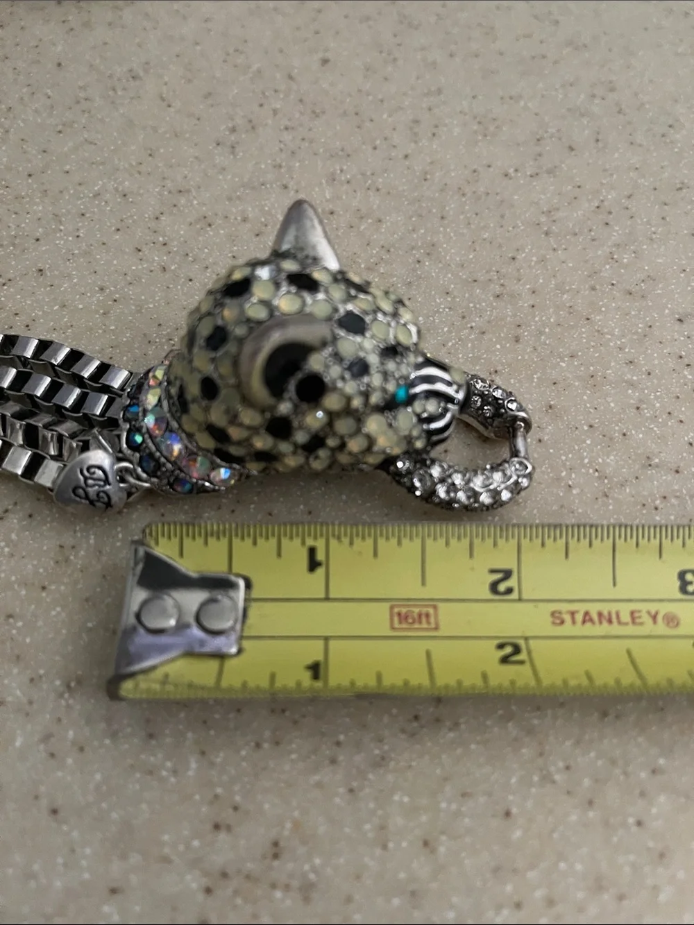 Betsey Johnson Silver-tone Panther 7 in bracelet with Crystal Accents Great Cond - Picture 5 of 10